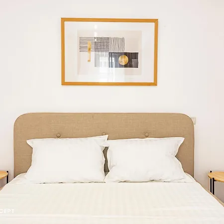 Central Address Near Unirii Square Бухарест