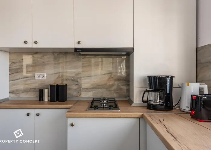 Central Address Near Unirii Square شقة