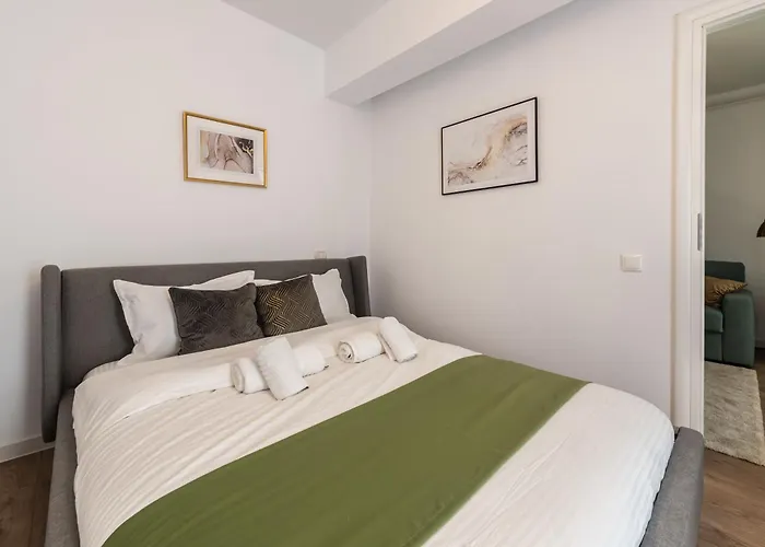 Central Address Near Unirii Square * Bukarest