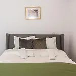 Central Address Near Unirii Square Apartment *