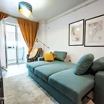 Central Address Near Unirii Square Apartment Bucharest