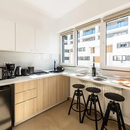 Central Address Near Unirii Square * Bukarest